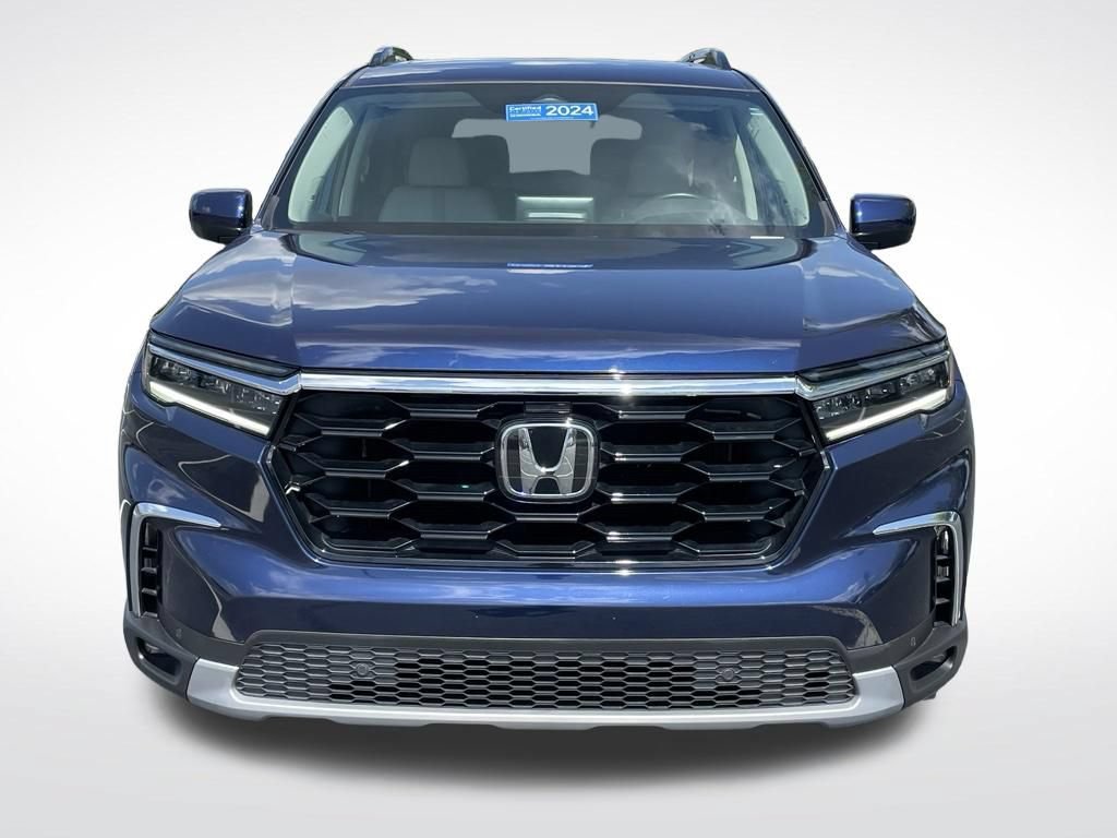 Certified 2024 Honda Pilot Touring image 9