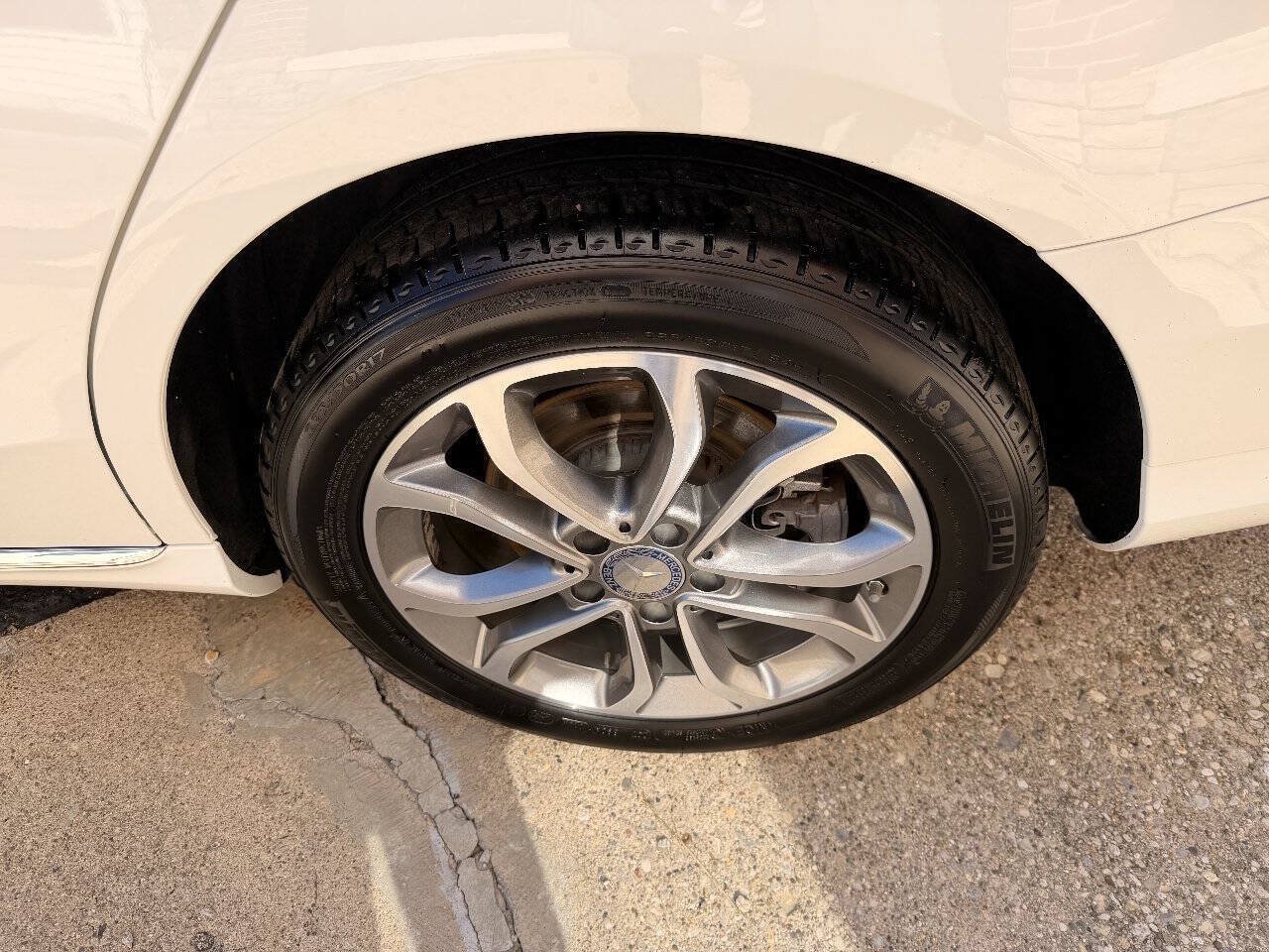 Used 2016 Mercedes-Benz C 300 4MATIC Sedan image 34