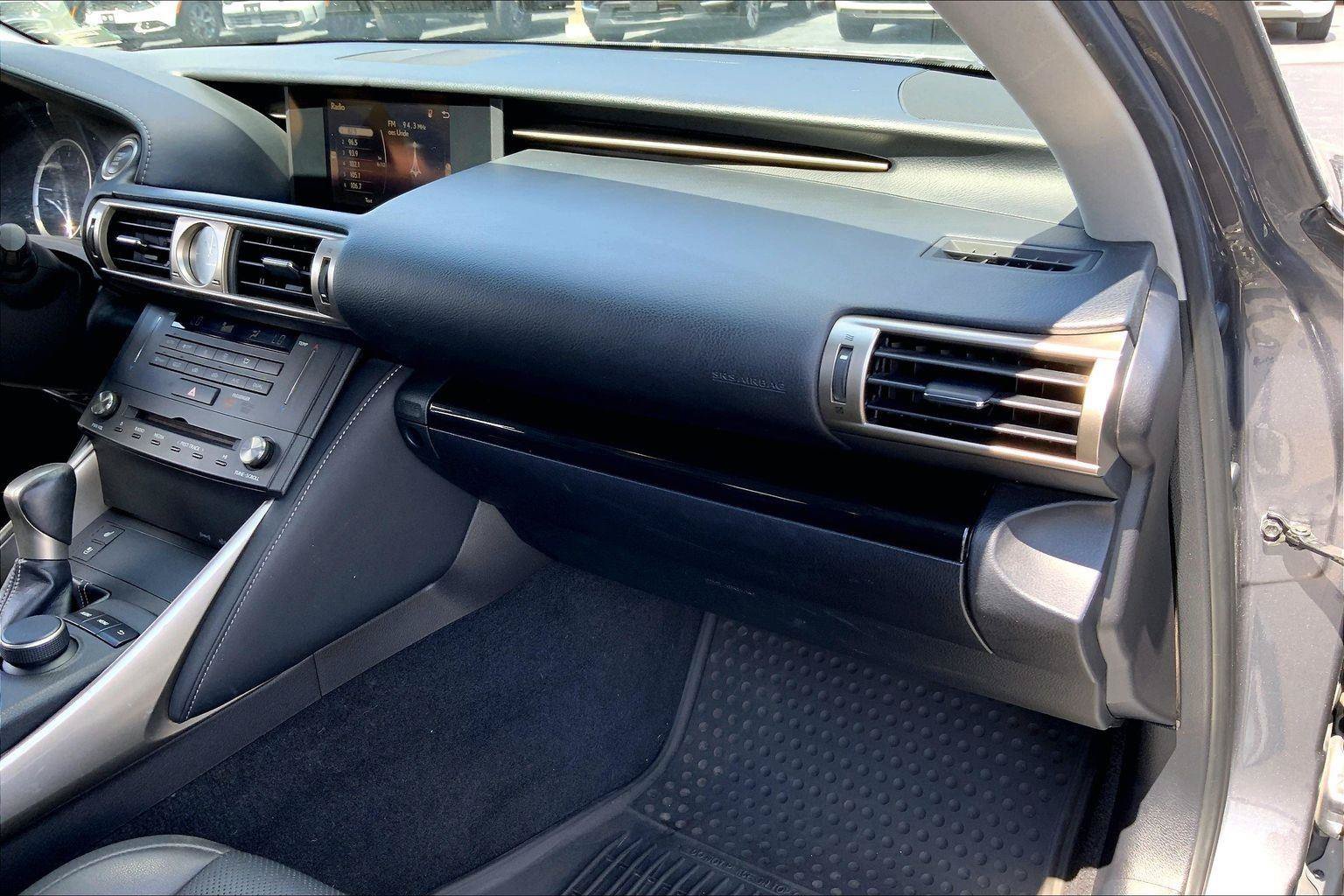 Used 2016 Lexus IS 300 AWD w/ Premium Package image 15