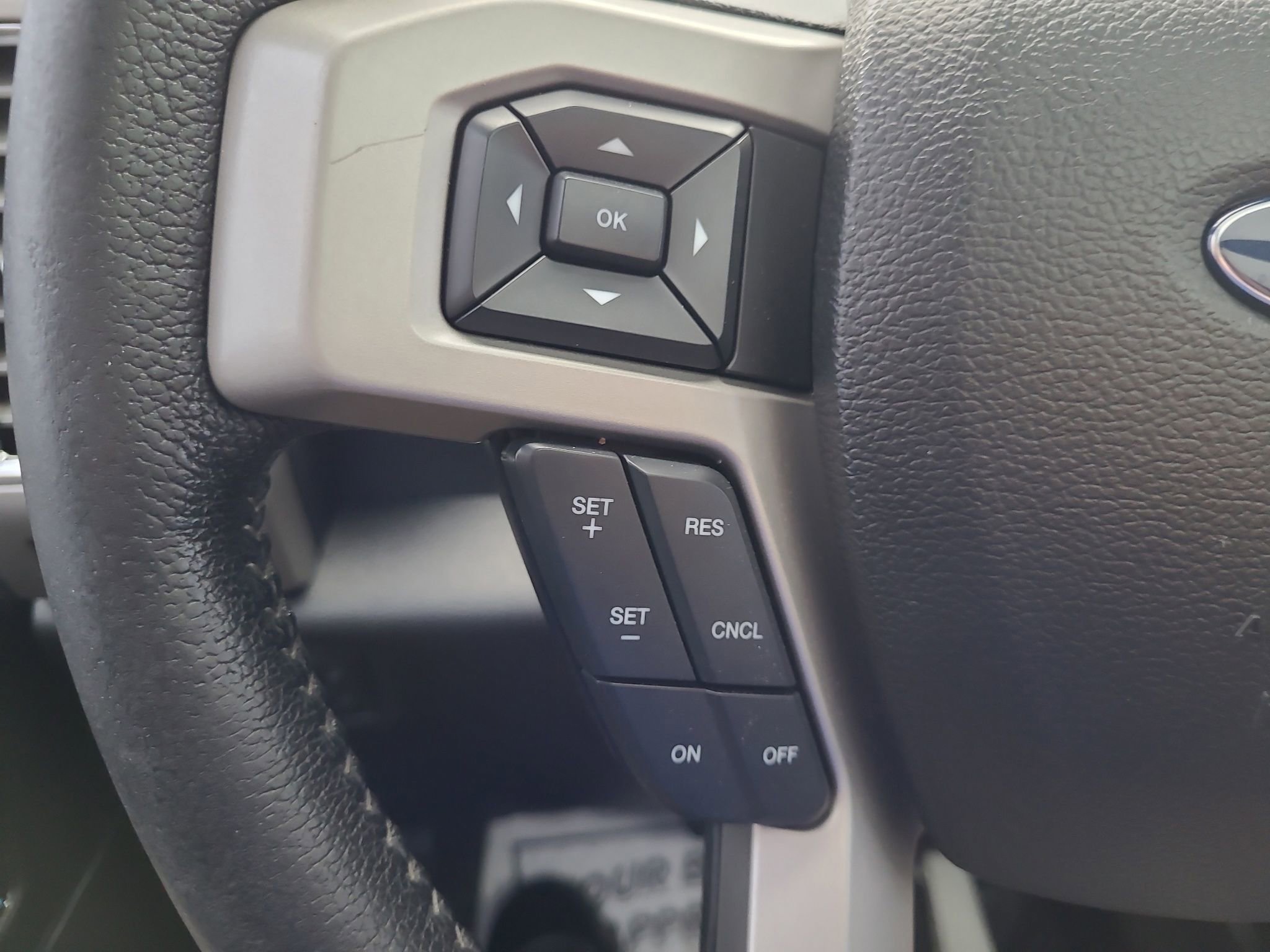 Used 2016 Ford F150 Lariat w/ Equipment Group 502A Luxury image 15