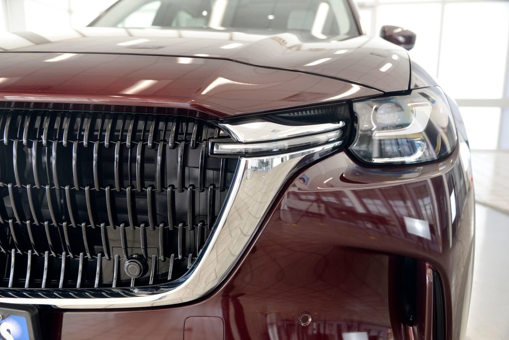 Used 2025 MAZDA CX-90 Plug-In Hybrid w/ Premium Plus image 11