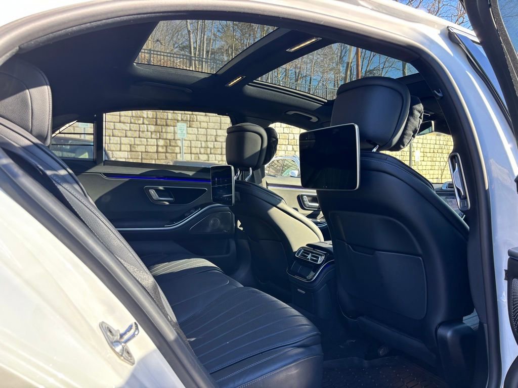 Used 2023 Mercedes-Benz S 580 S 580 image 9