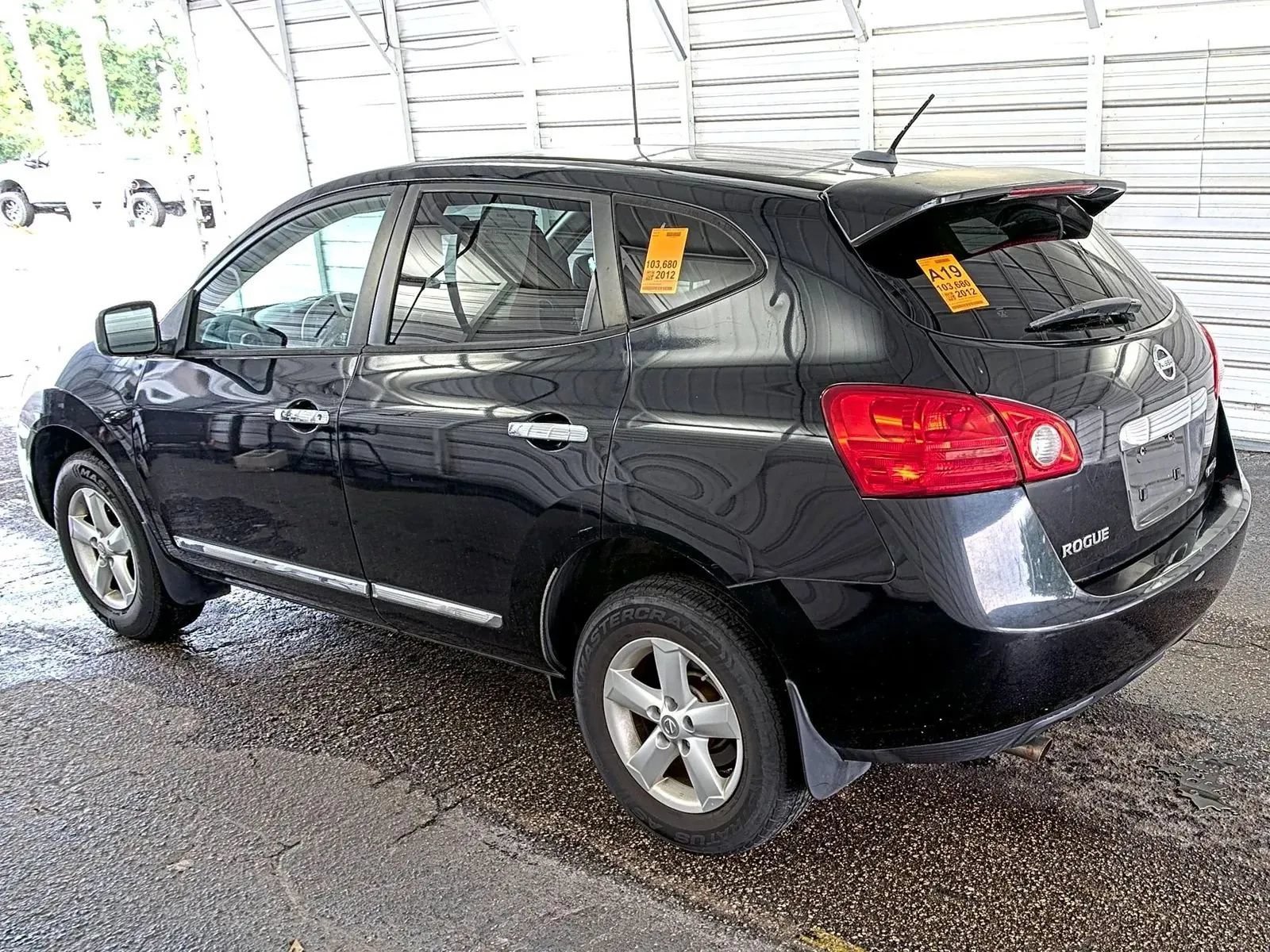 Used 2012 Nissan Rogue S w/ Special Edition Pkg FWD image 2