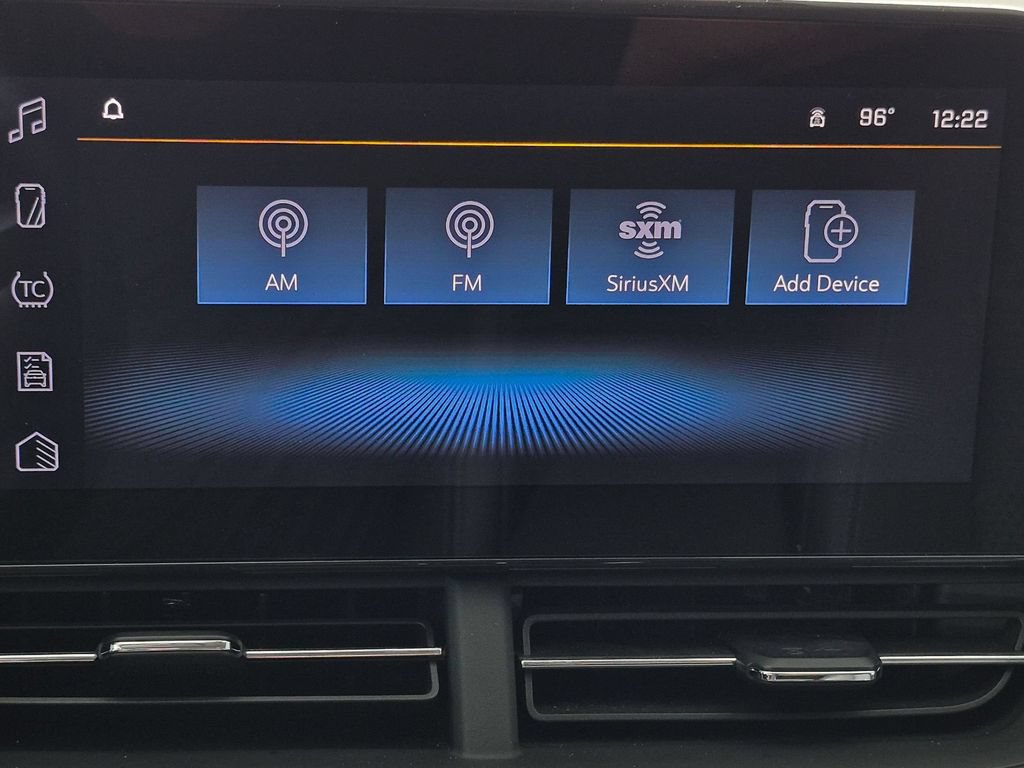Used 2025 Chevrolet Trax LT w/ LT Convenience Package FWD image 18