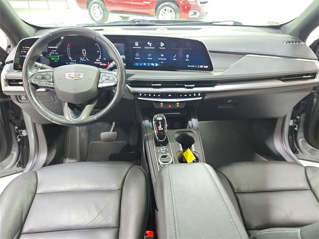 Used 2024 Cadillac XT4 Premium Luxury image 25