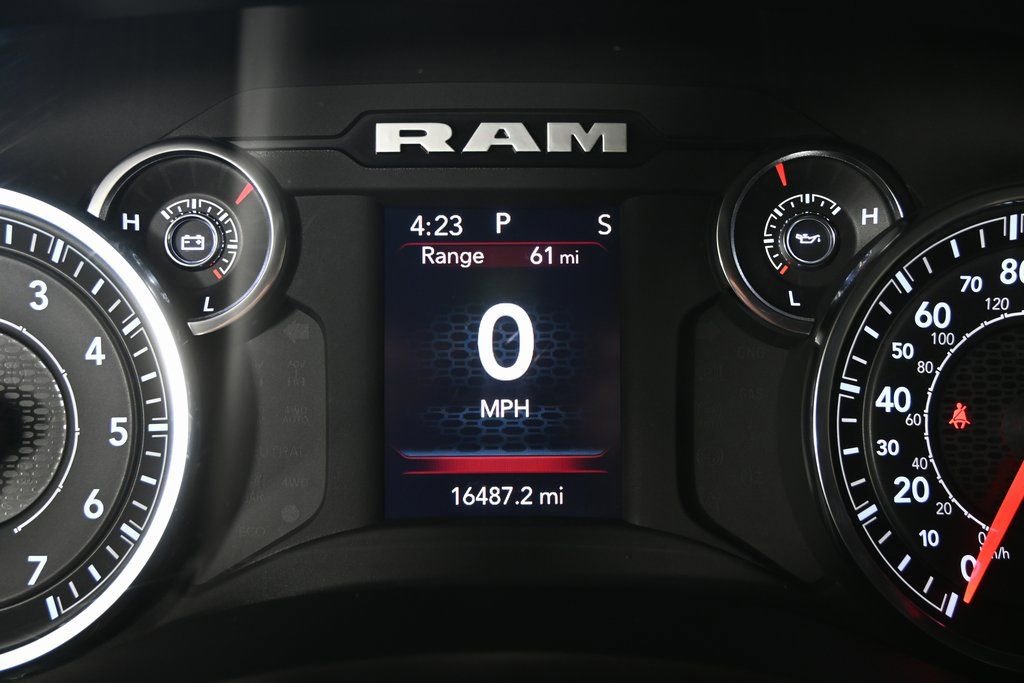 Used 2024 RAM 2500 Big Horn w/ Bed Utility Group image 25