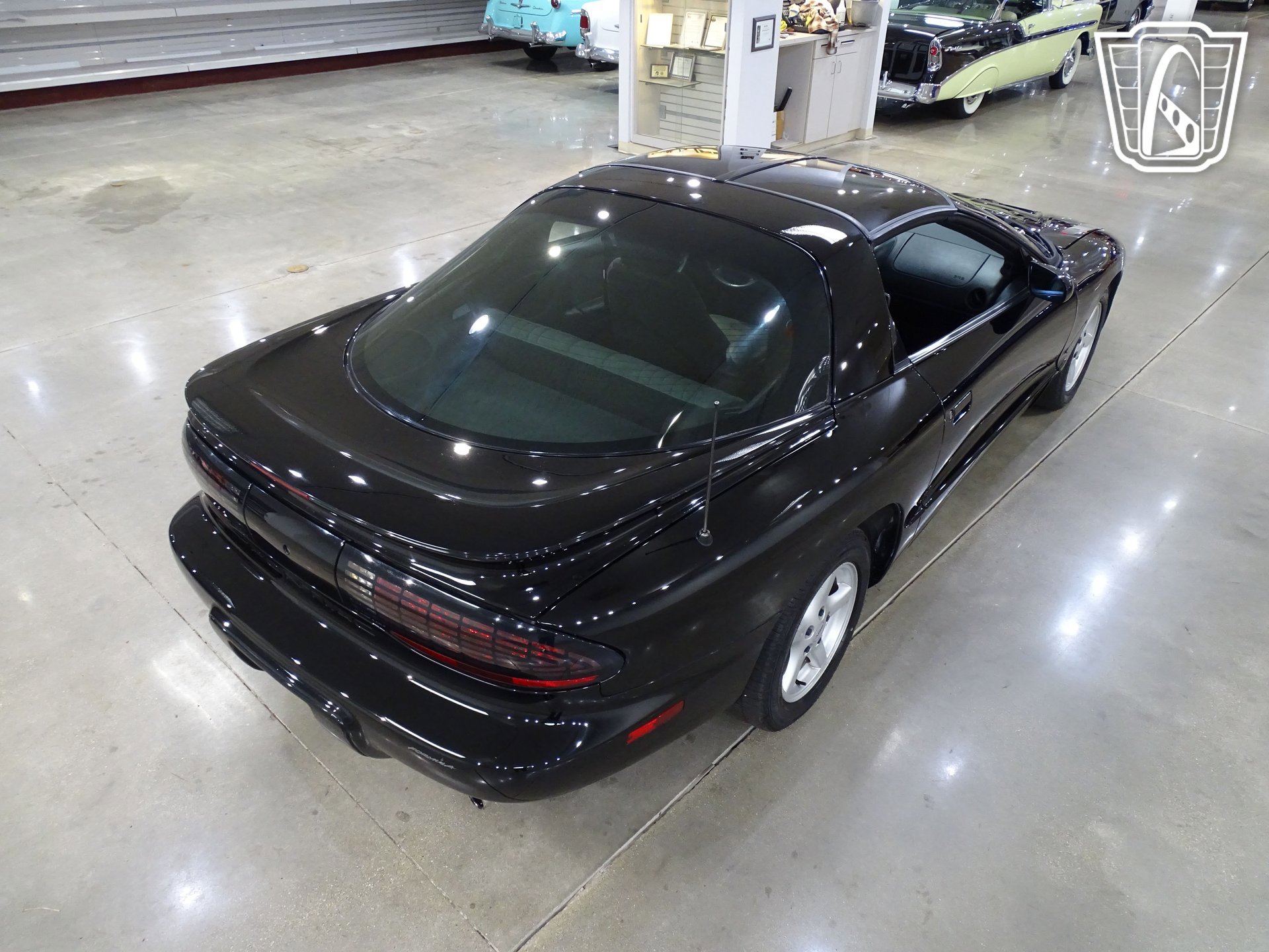 Used 1995 Pontiac Firebird Coupe image 14