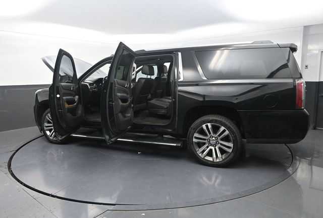 Used 2019 GMC Yukon XL Denali w/ Denali Ultimate Package AWD/4WD image 44