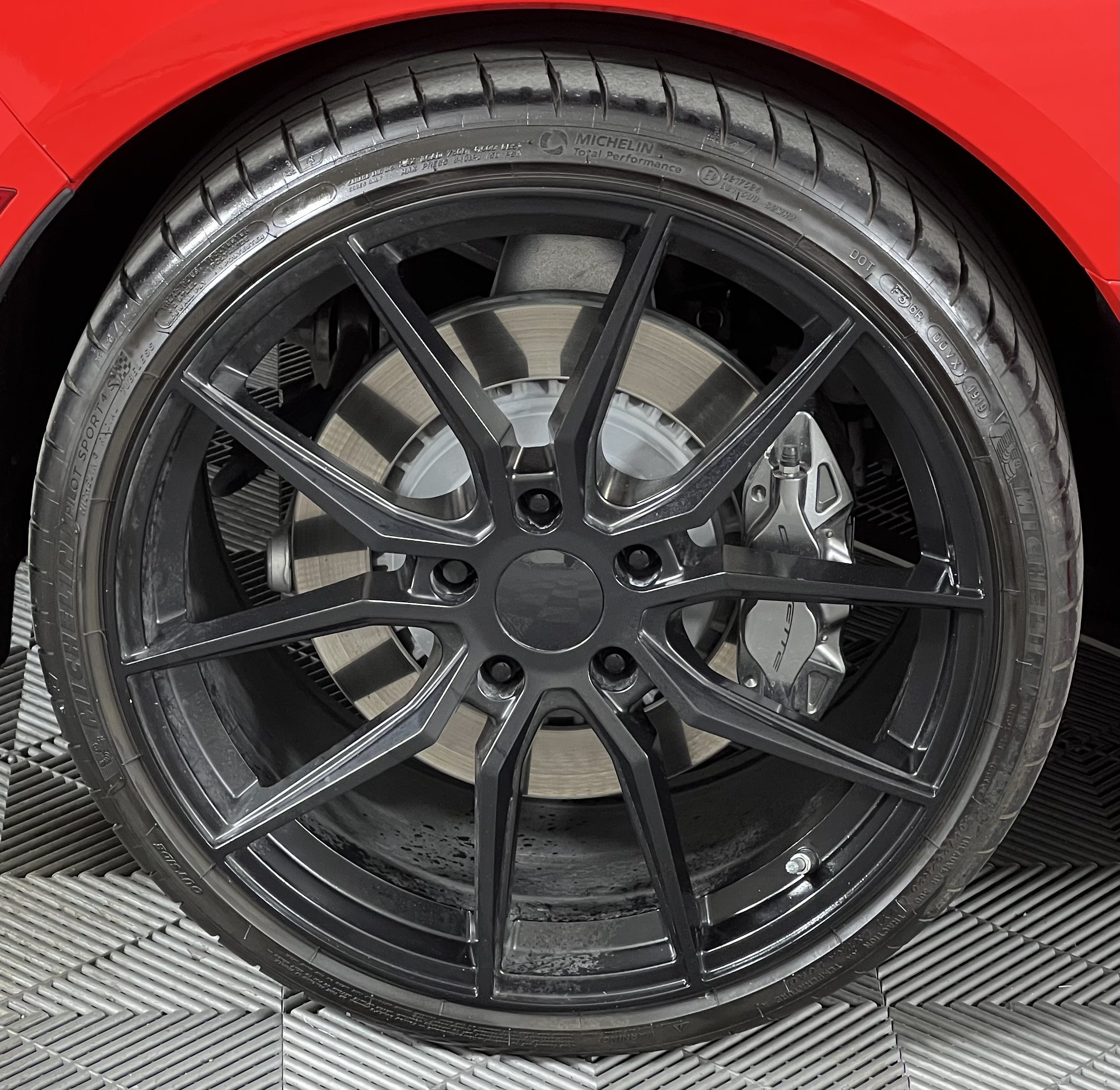 Used 2017 Chevrolet Corvette Stingray Convertible w/ 3LT Preferred Equipment Group RWD image 23