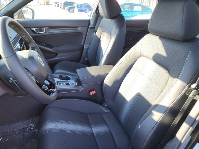 Used 2025 Honda Civic Sport image 17
