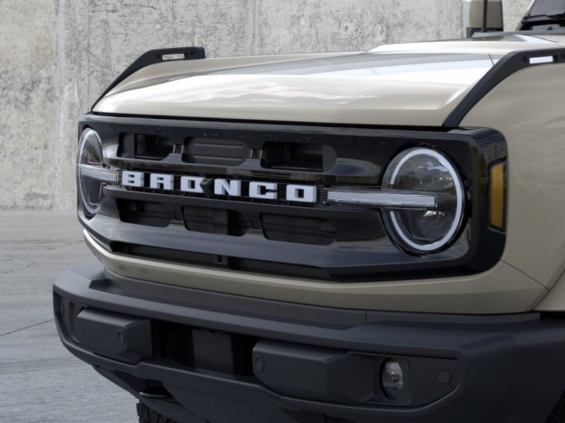 New 2026 Ford Bronco Outer Banks AWD/4WD image 15