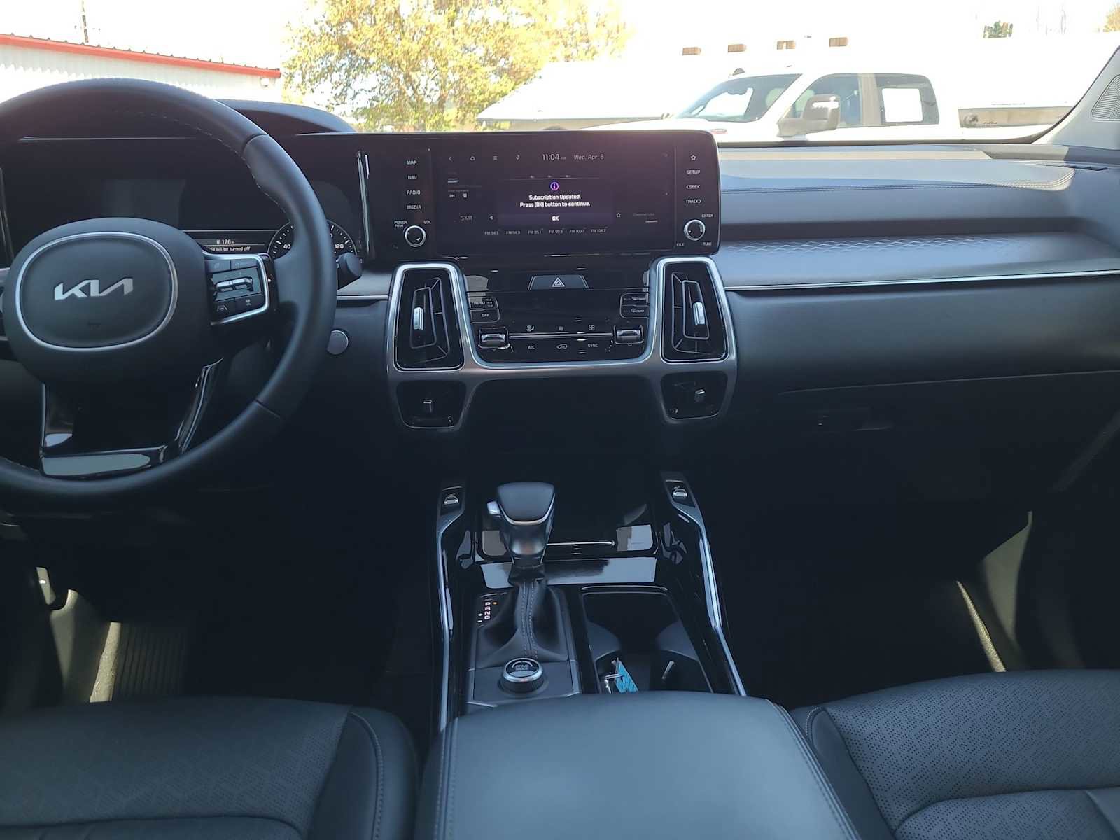 Used 2022 Kia Sorento SX image 18