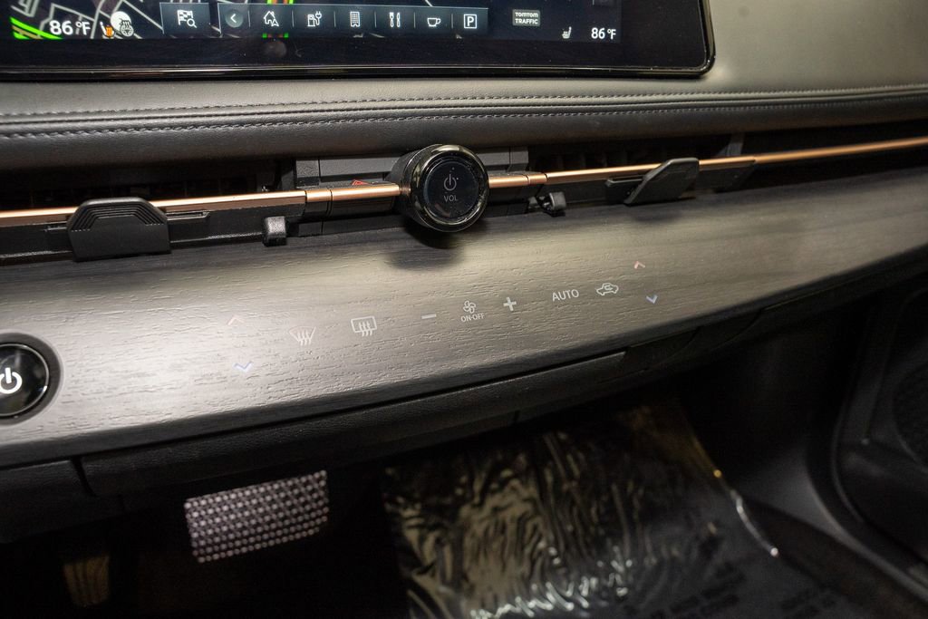 Certified 2023 Nissan Ariya ENGAGE e-4ORCE image 16