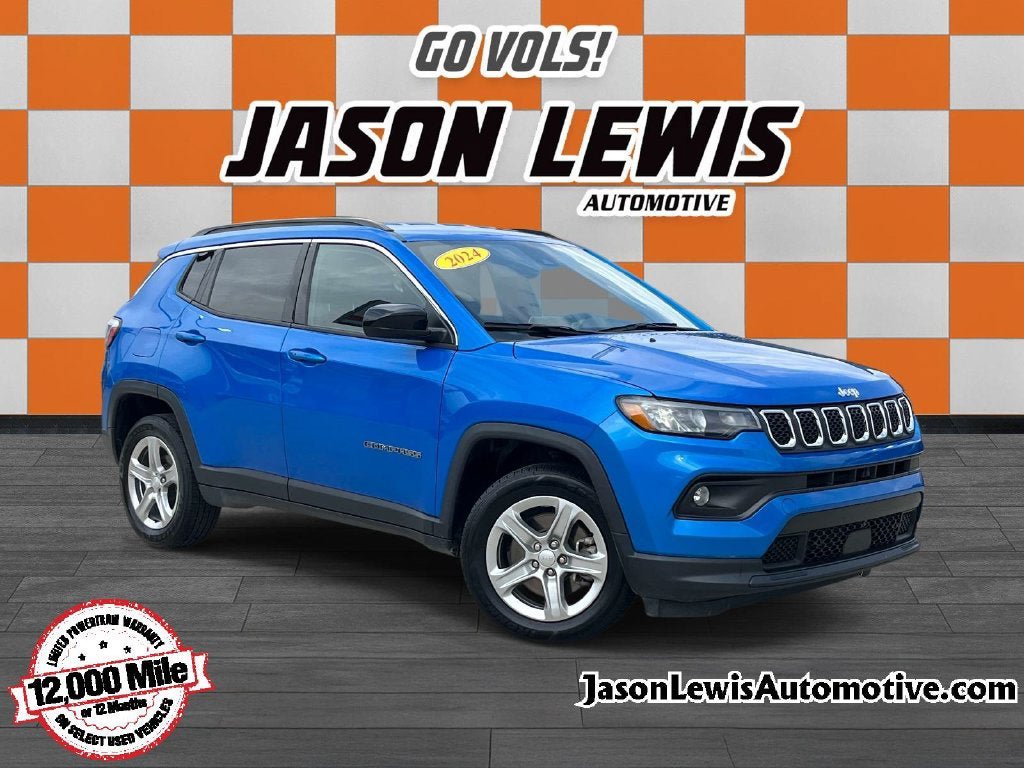 Used 2024 Jeep Compass Latitude AWD/4WD image 1