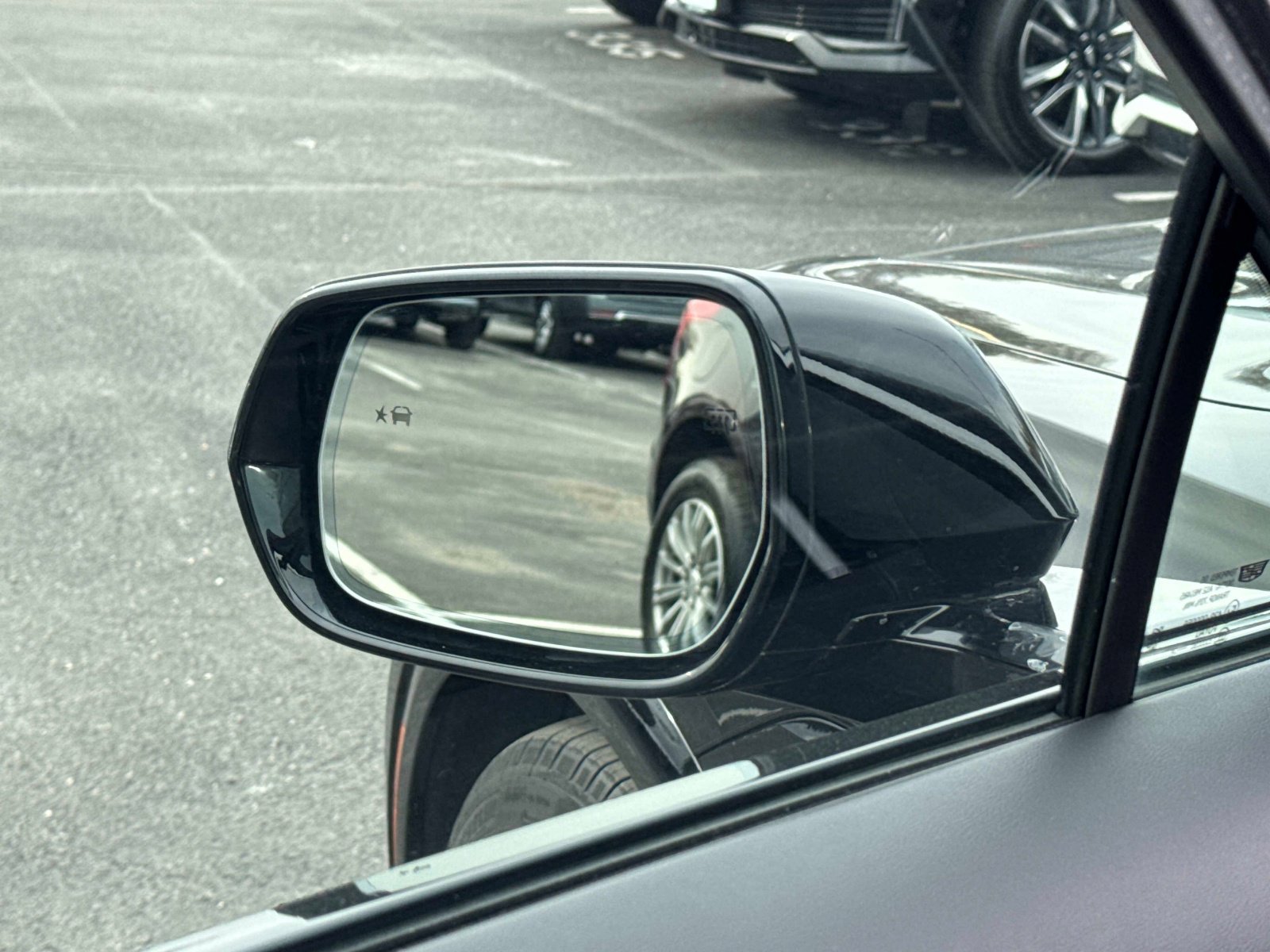 Certified 2024 Cadillac Lyriq Luxury w/ LPO, Floor Liner Package image 19