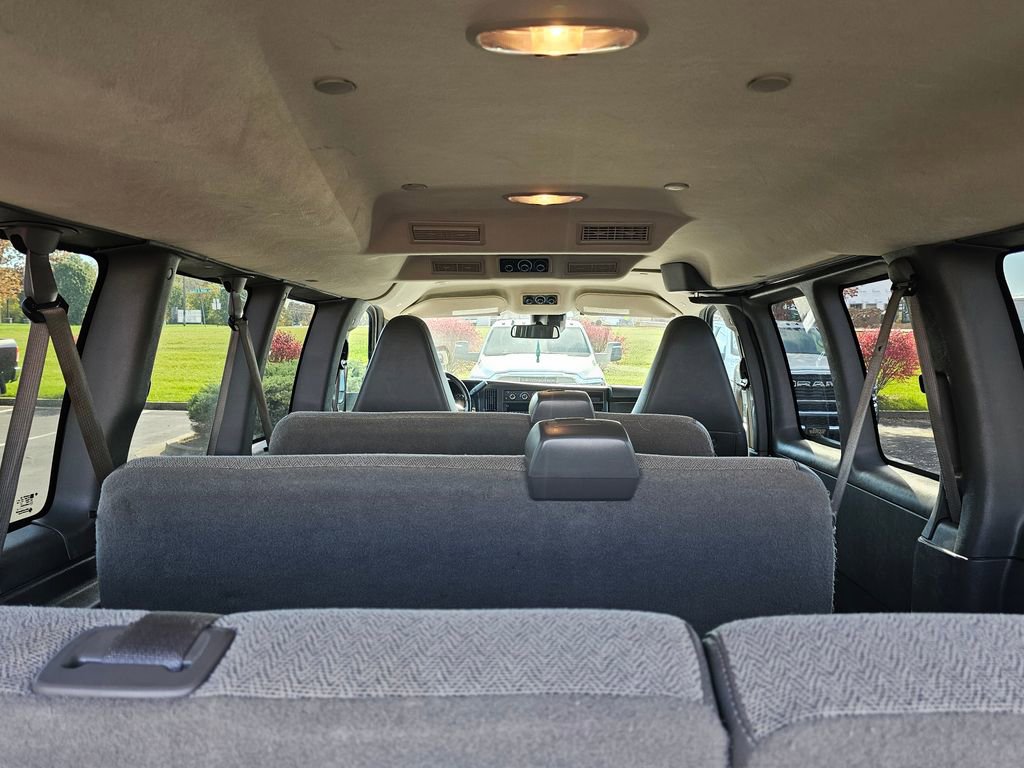 Used 2019 Chevrolet Express 3500 LT w/ LT Preferred Equipment Group image 34