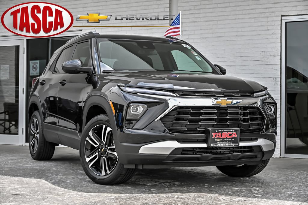 Used 2024 Chevrolet TrailBlazer LT w/ LT Cold Weather Package AWD/4WD image 1