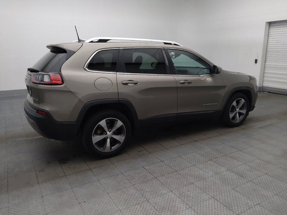 Used 2019 Jeep Cherokee Limited FWD image 10