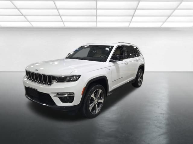 Used 2022 Jeep Grand Cherokee Limited 4xe AWD/4WD image 8