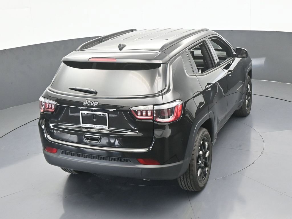 Used 2026 Jeep Compass Latitude AWD/4WD image 42