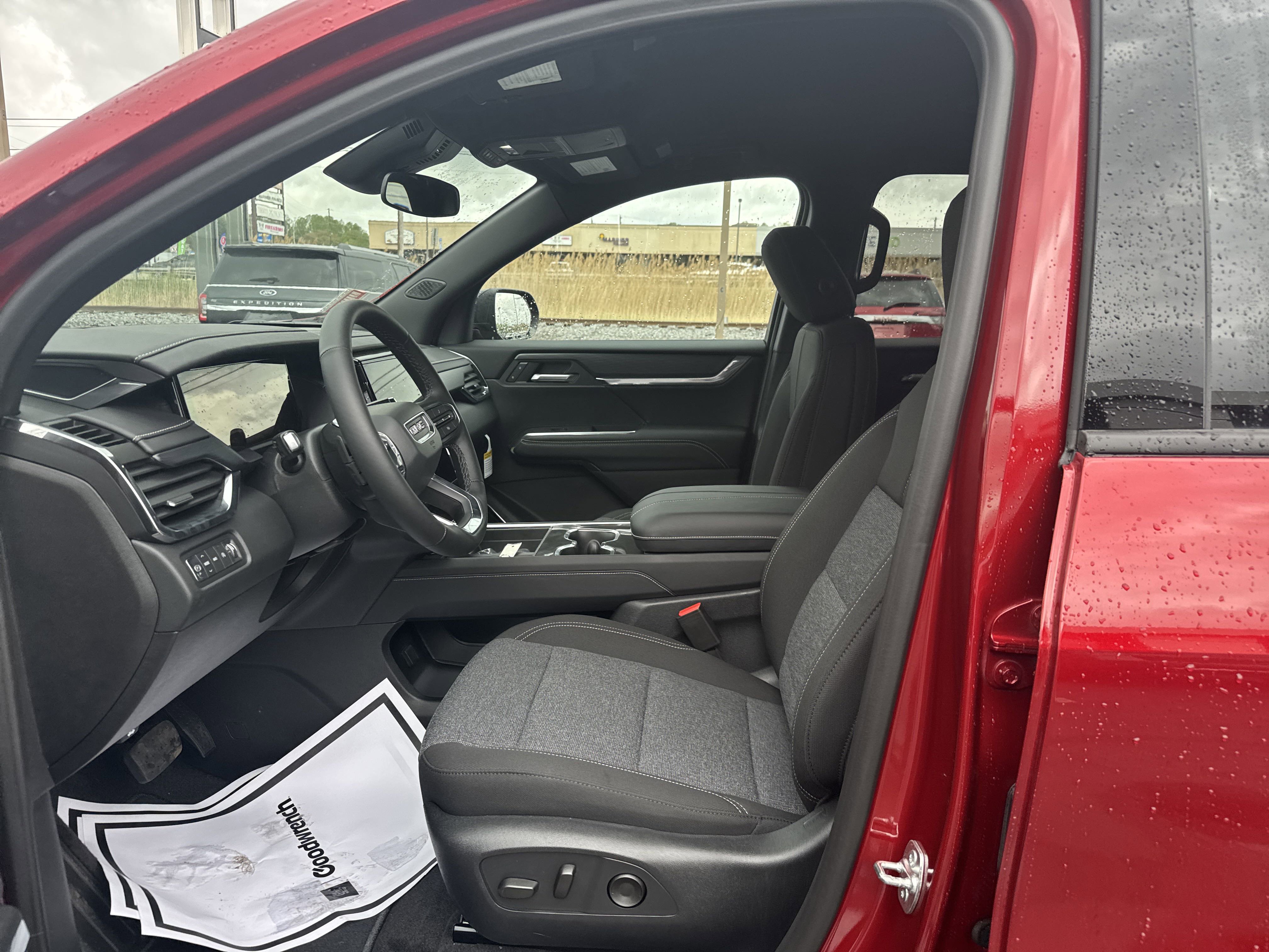 New 2025 GMC Acadia Elevation image 12