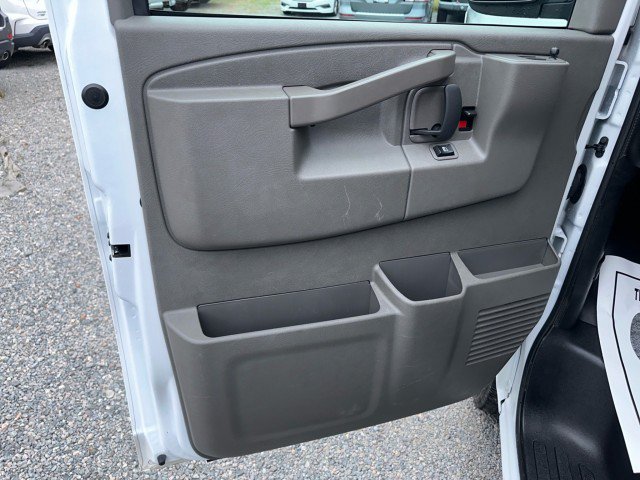 Used 2025 Chevrolet Express 2500 w/ Driver Convenience Package RWD image 17