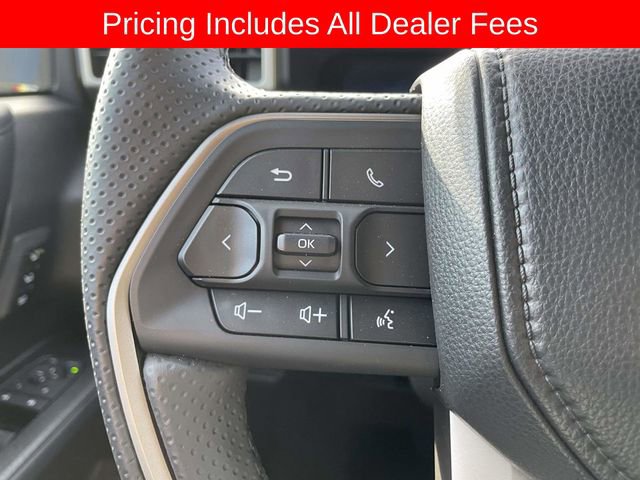 Used 2025 Toyota 4Runner Trailhunter AWD/4WD image 29