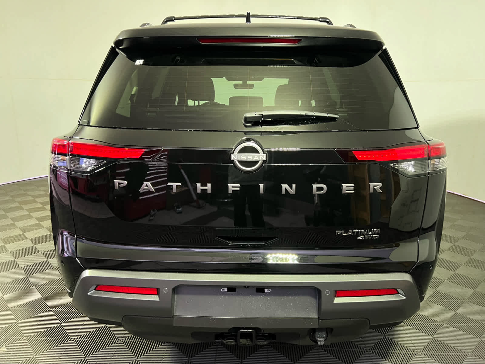 New 2026 Nissan Pathfinder Platinum image 6