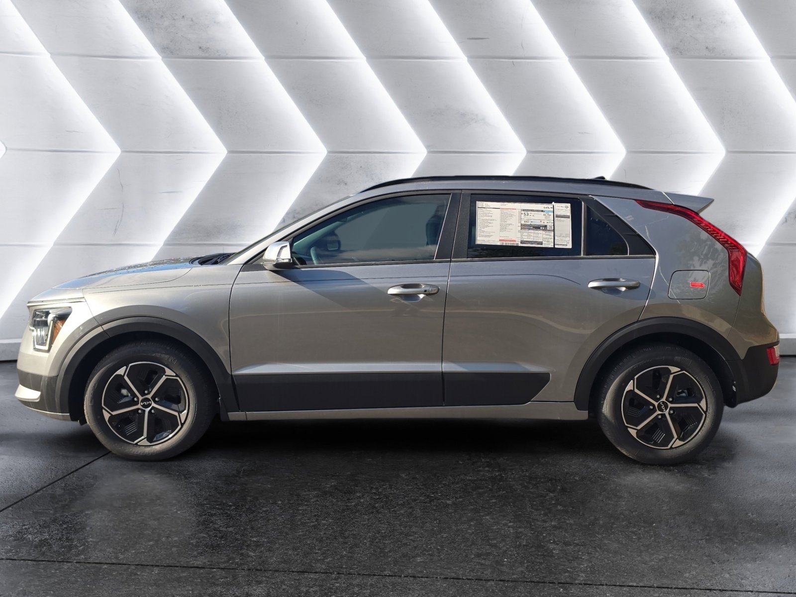 New 2026 Kia Niro EX image 2