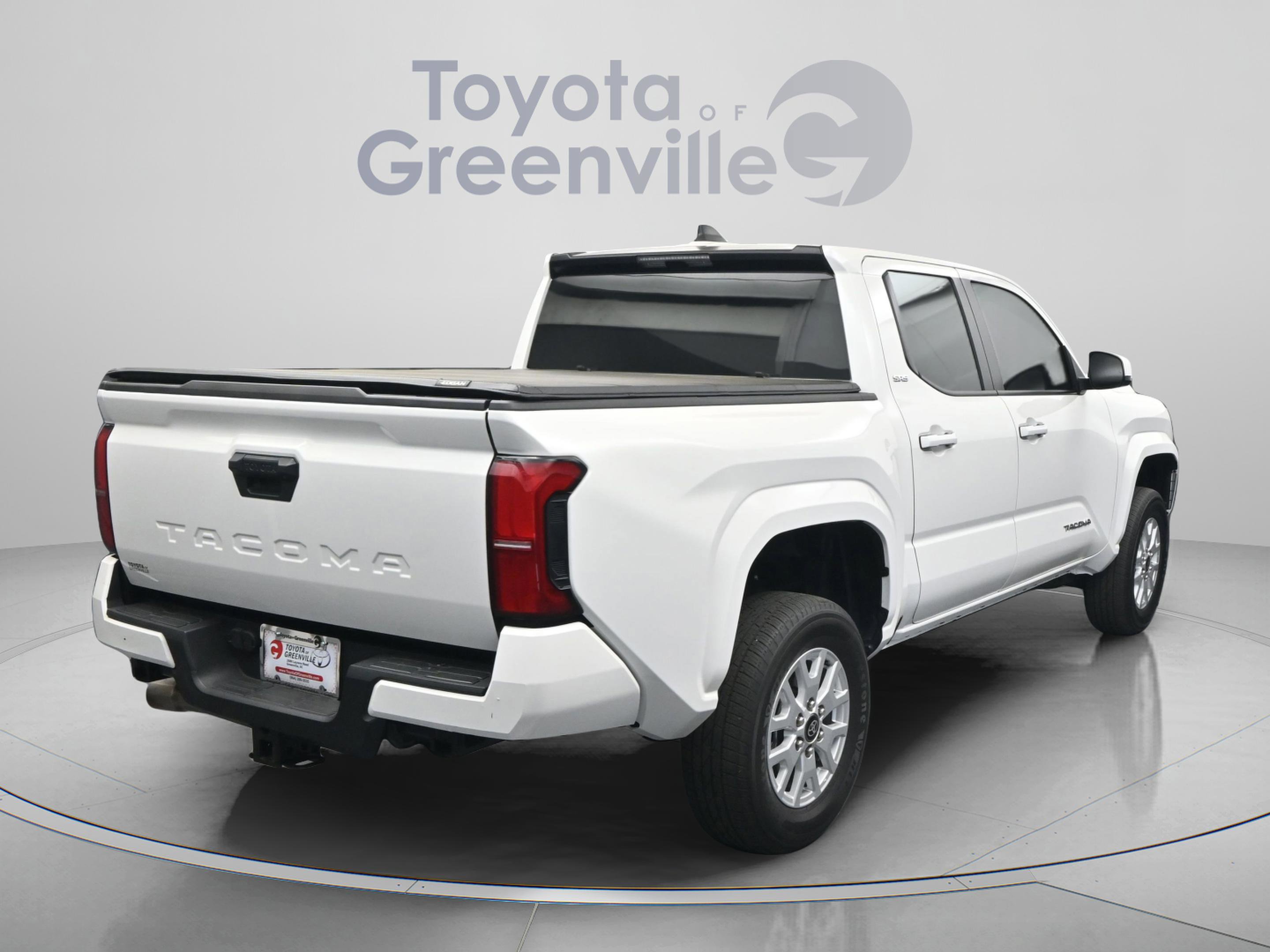 Used 2024 Toyota Tacoma SR5 image 13