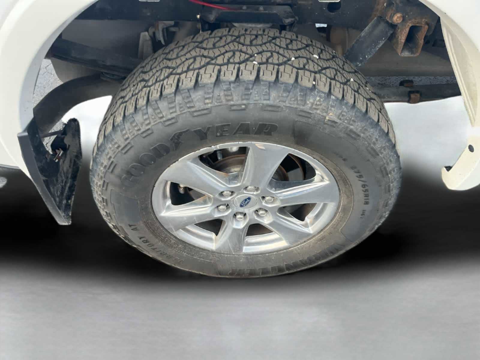 Used 2019 Ford F150 Lariat image 9