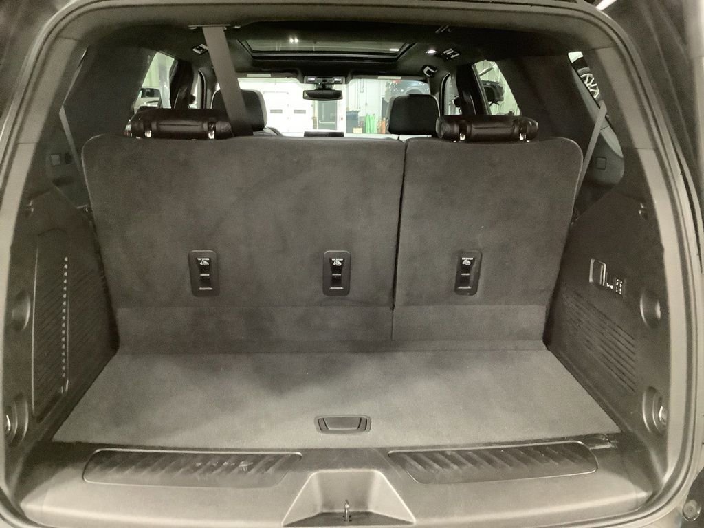 Used 2022 Chevrolet Tahoe LT w/ LT Signature Package image 26