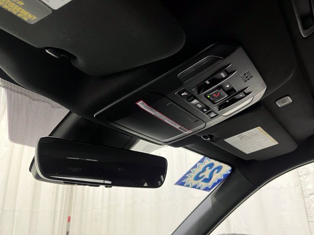 Used 2023 Toyota Highlander XSE AWD/4WD image 26