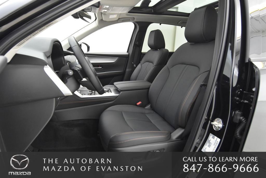 Used 2025 MAZDA CX-70 Plug-In Hybrid w/ Premium Pkg image 26