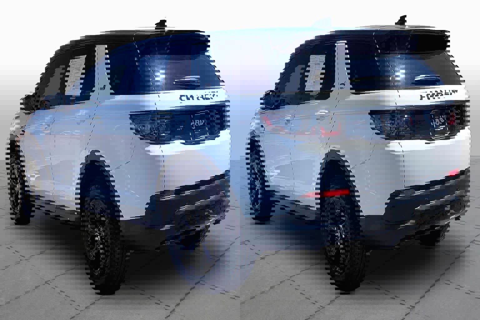 Used 2020 Land Rover Discovery Sport S image 11