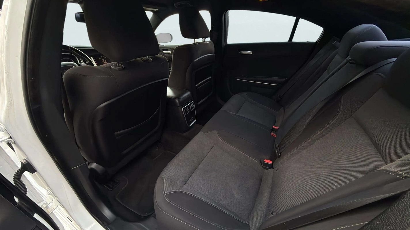 Used 2016 Dodge Charger SXT AWD/4WD image 15