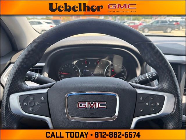 Used 2023 GMC Acadia SLE w/ Driver Convenience Package FWD image 28