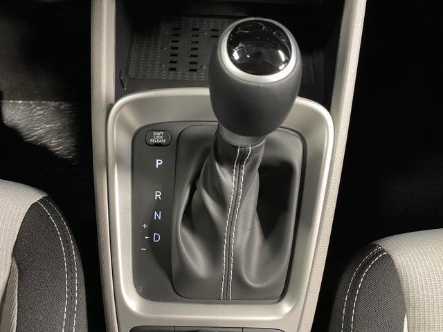 New 2026 Hyundai Venue SEL image 20