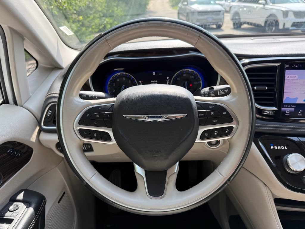 Used 2021 Chrysler Pacifica Limited w/ Premium & Safety Sphere Group AWD/4WD image 23
