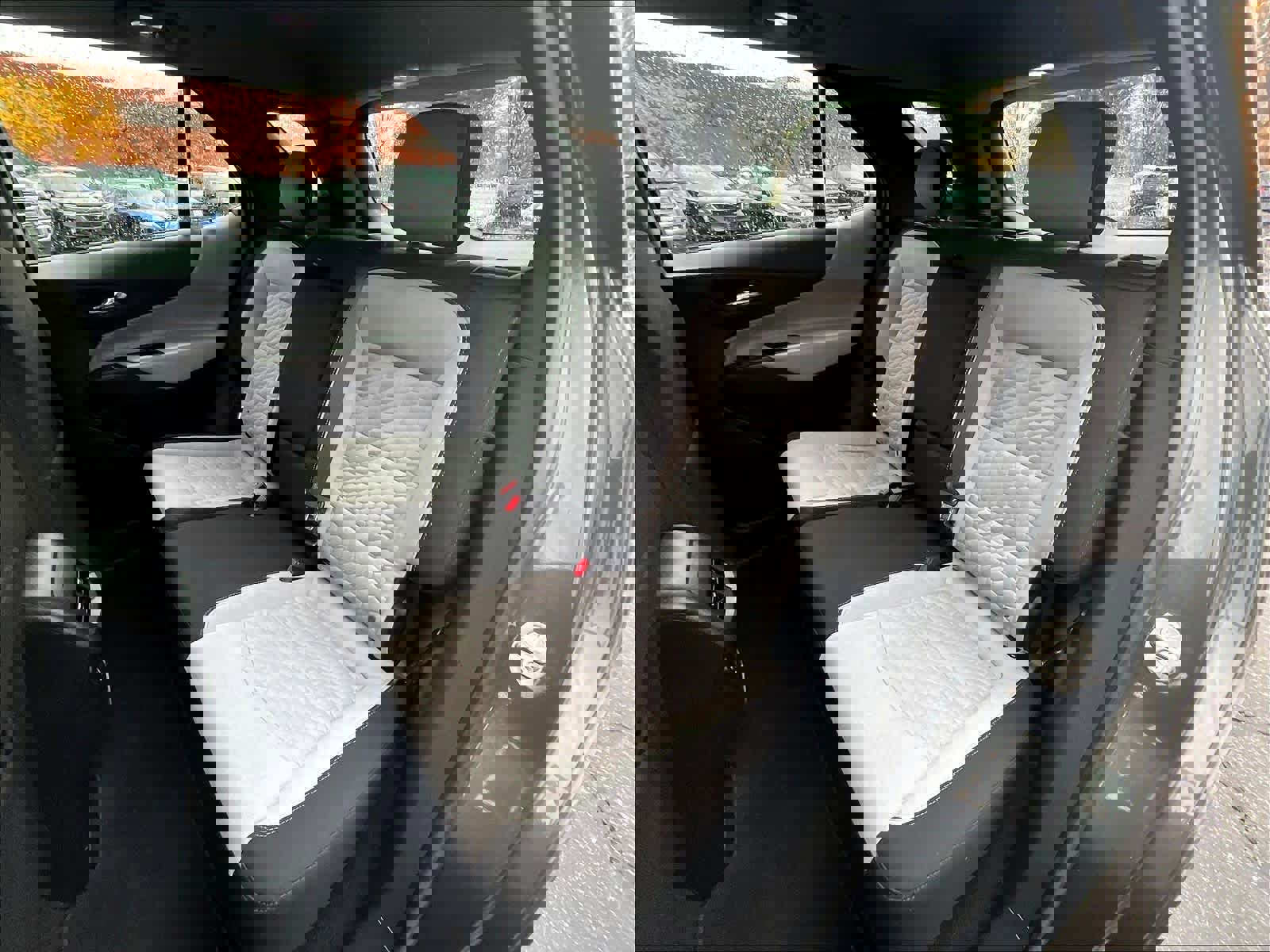 Used 2019 Chevrolet Equinox LS image 14