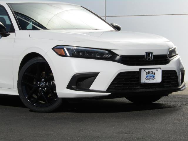 Used 2023 Honda Civic Sport image 5