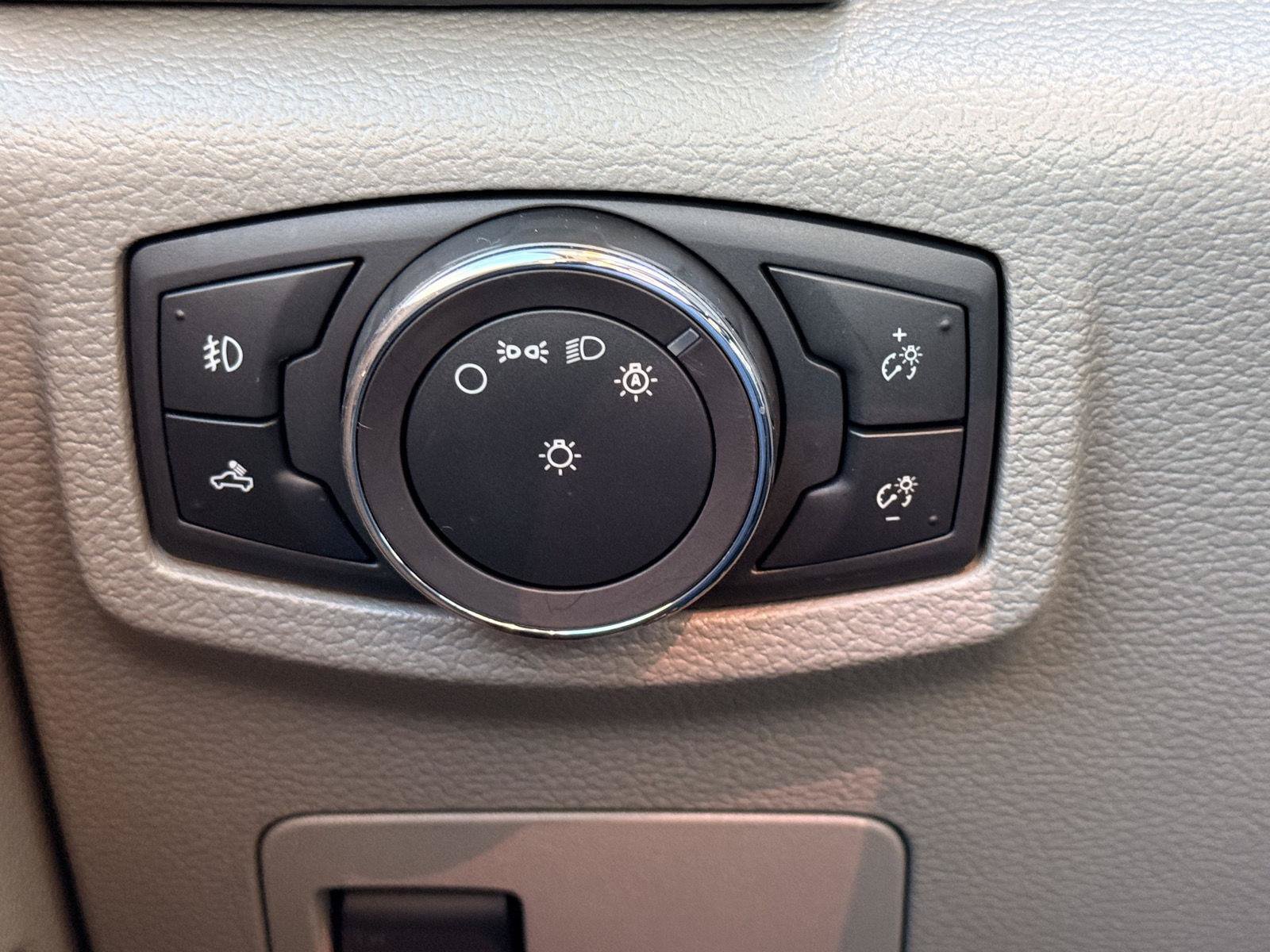 Used 2019 Ford F150 XL w/ Equipment Group 101A Mid AWD/4WD image 29