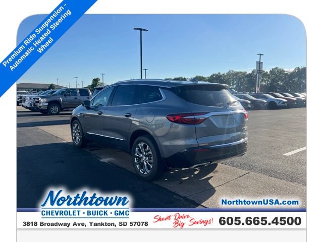 Used 2019 Buick Enclave Avenir w/ Avenir Technology Package AWD/4WD image 12