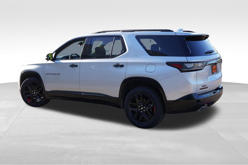 Used 2021 Chevrolet Traverse Premier w/ Redline Edition AWD/4WD image 8