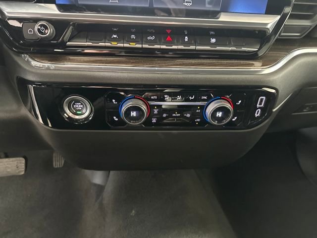 Used 2023 Chevrolet Silverado 1500 LT image 23