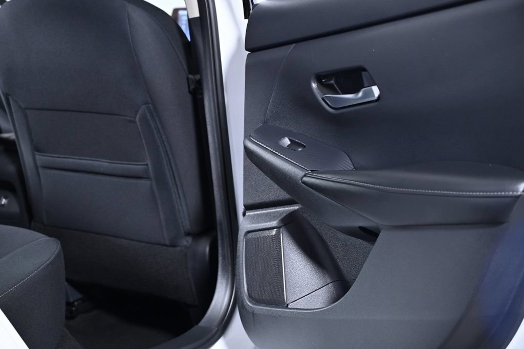 Certified 2023 Nissan Sentra SV FWD image 33