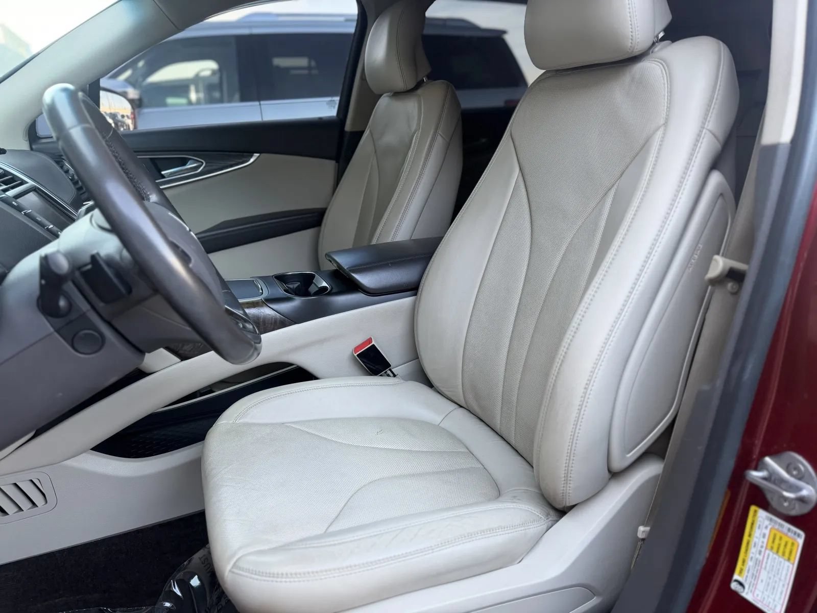 Used 2016 Lincoln MKX Reserve FWD image 14