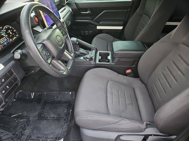 Certified 2024 Toyota Tacoma TRD Off-Road AWD/4WD image 21