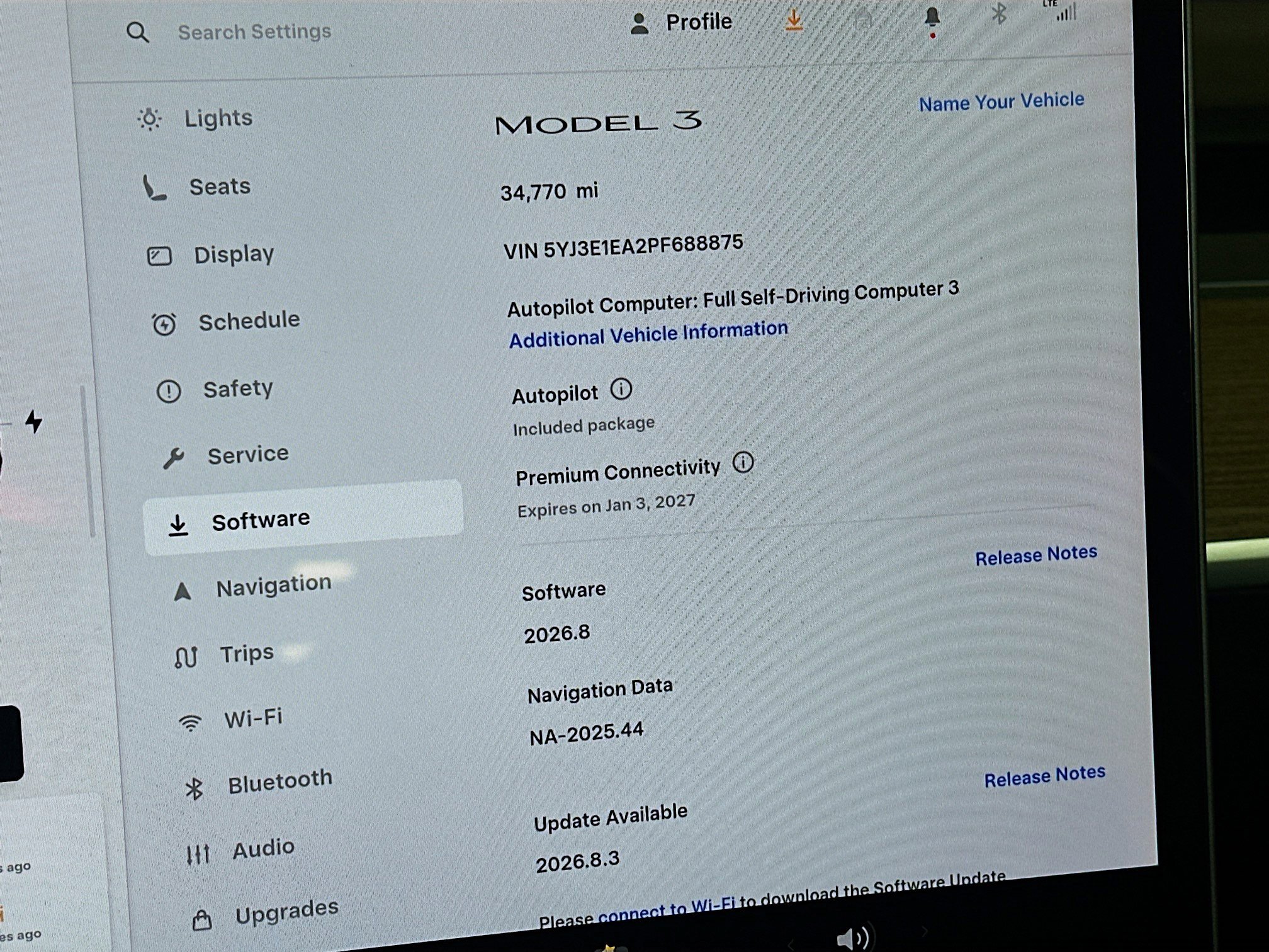 Used 2023 Tesla Model 3 Standard Range image 18