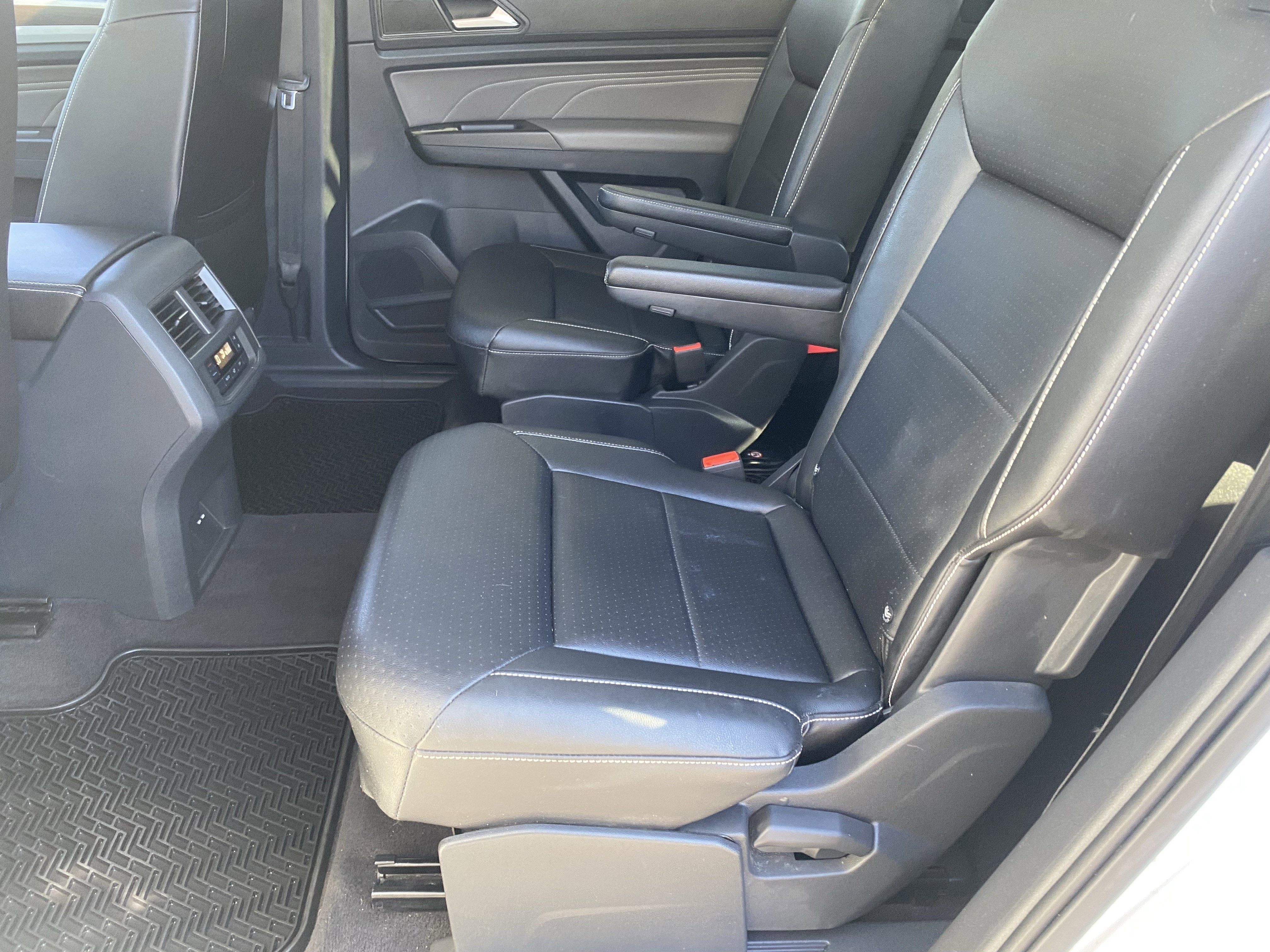 Used 2022 Volkswagen Atlas SE w/ Panoramic Sunroof Package image 15